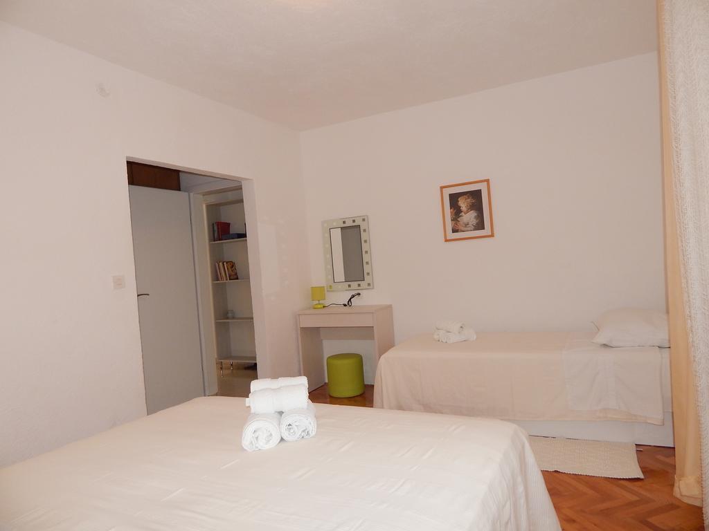 Apartments Nedjeljka Razanj Room photo